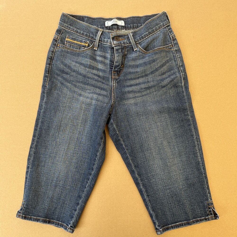Levis 515 Jeans Womens Mid Rise Bermuda Stretch Dark Blue Jean Shorts